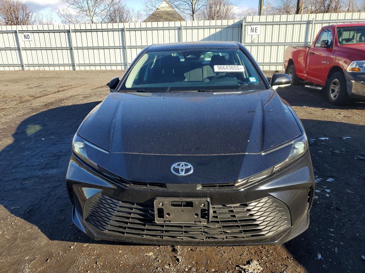 2025 TOYOTA CAMRY LE photo 5