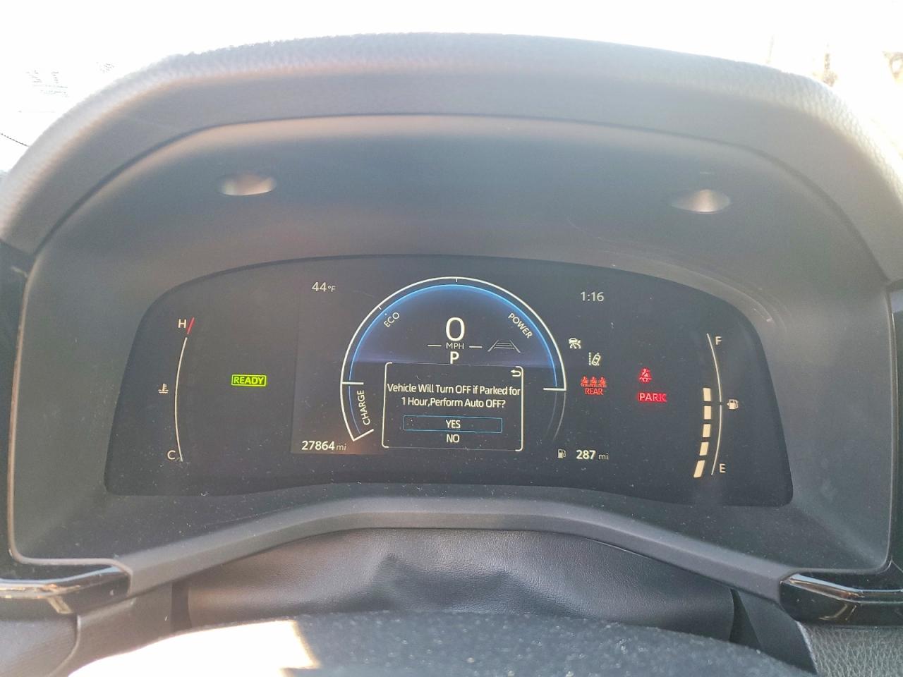 2025 TOYOTA CAMRY LE photo 9