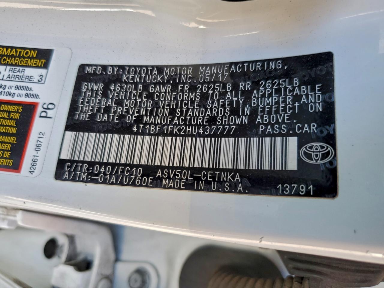 2017 TOYOTA CAMRY LE photo 12