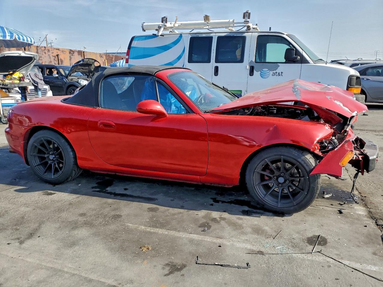 2002 MAZDA MX-5 MIATA BASE photo 4