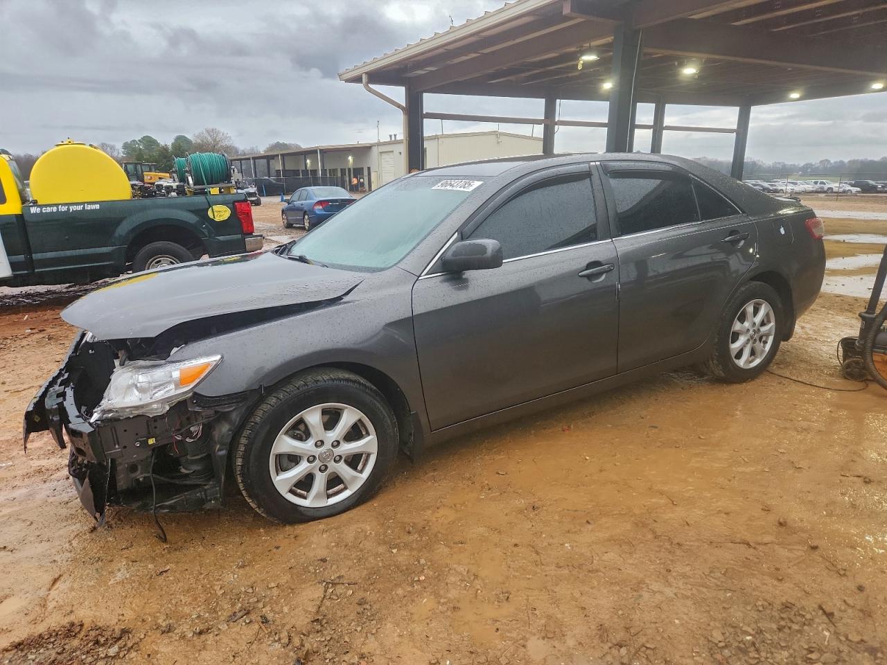 2011 TOYOTA CAMRY