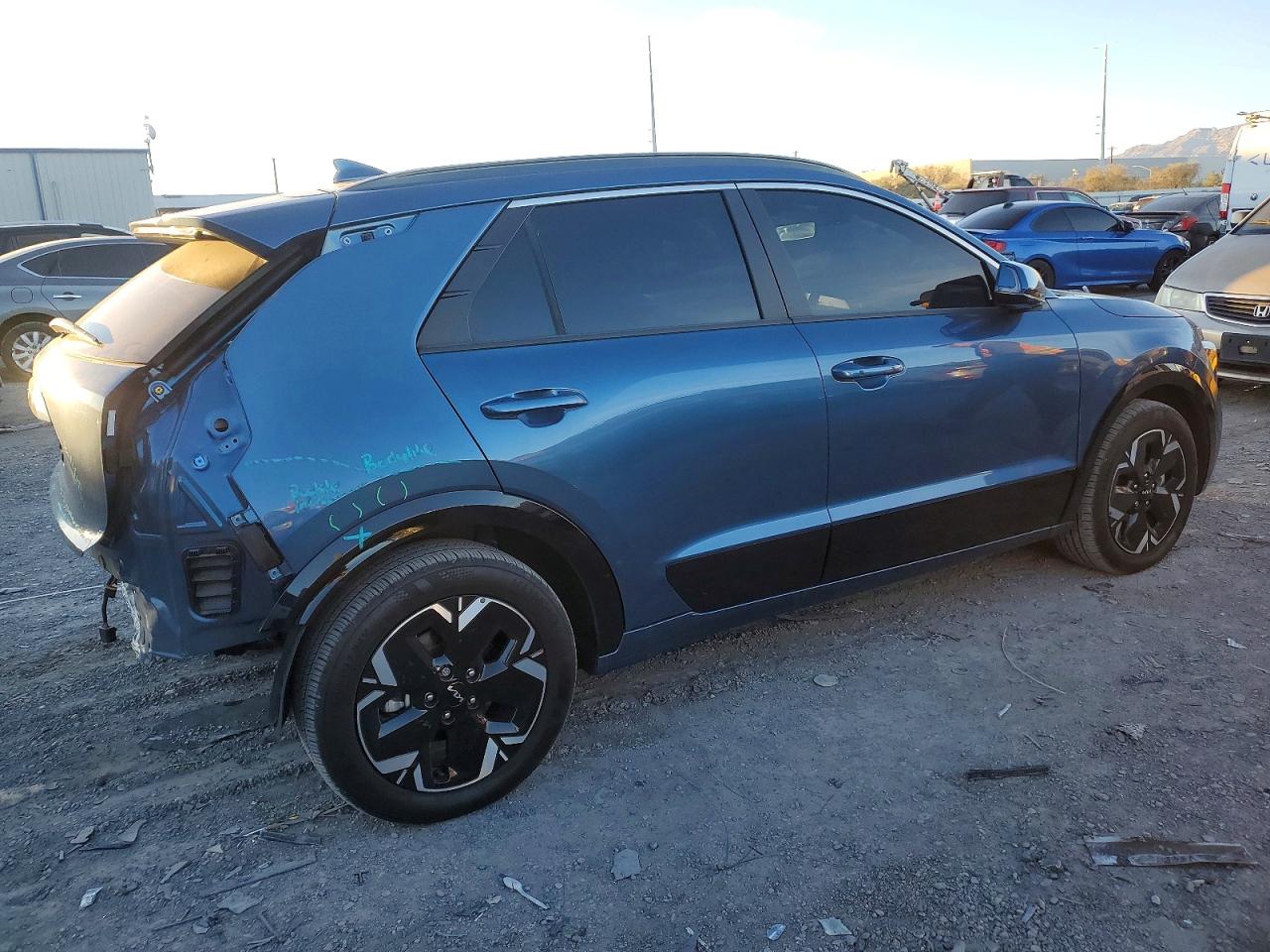 2023 KIA NIRO WIND photo 3