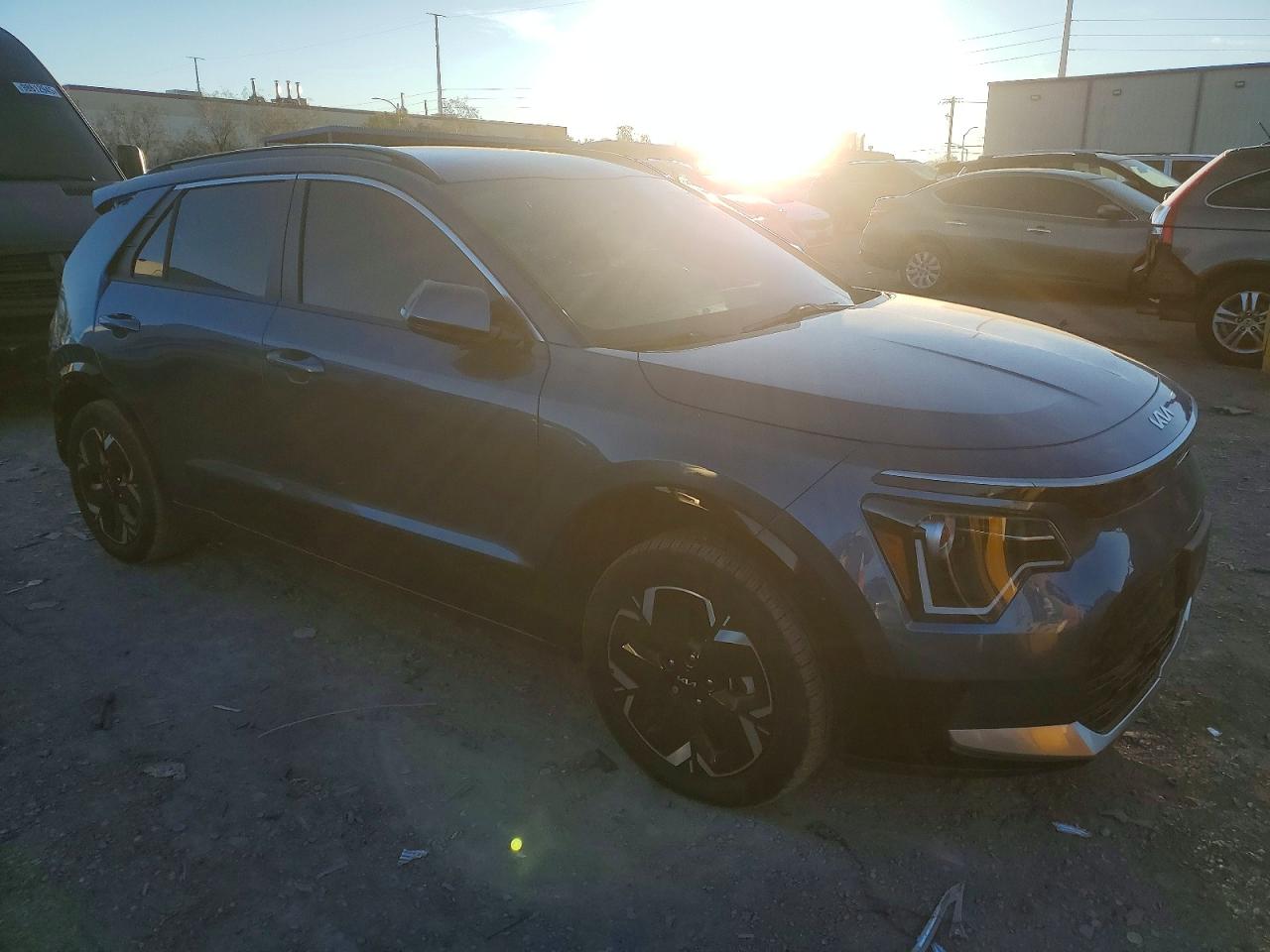 2023 KIA NIRO WIND photo 4