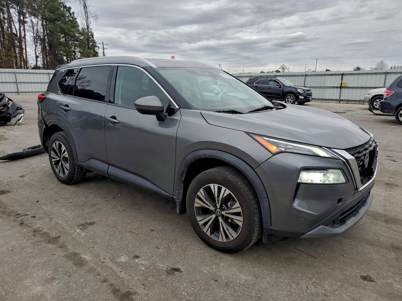 2021 NISSAN ROGUE SV photo 4