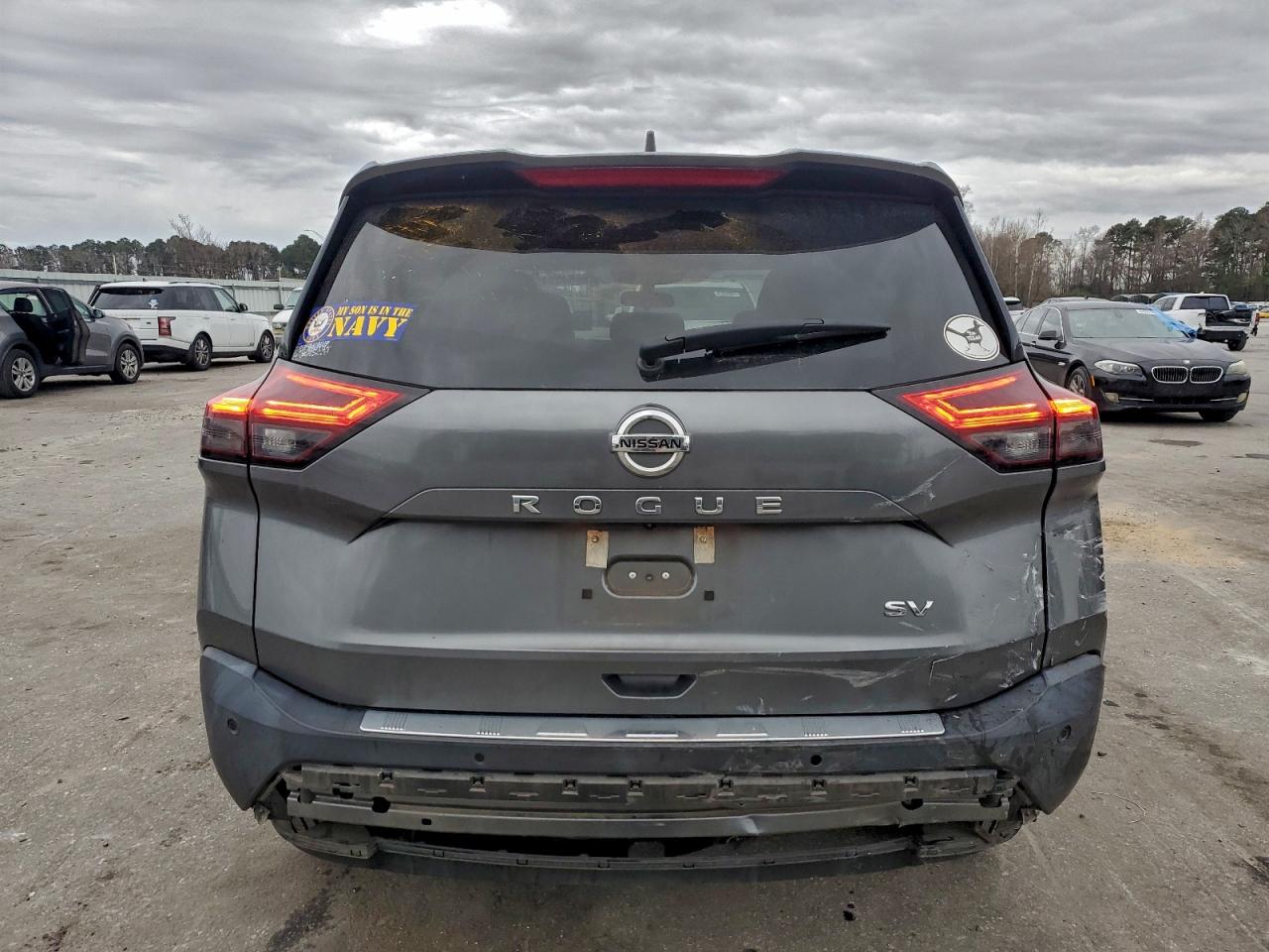 2021 NISSAN ROGUE SV photo 6