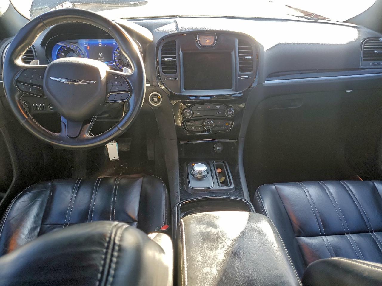 2019 CHRYSLER 300 S photo 15