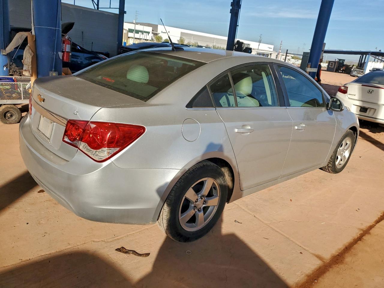 2013 CHEVROLET CRUZE LT photo 3
