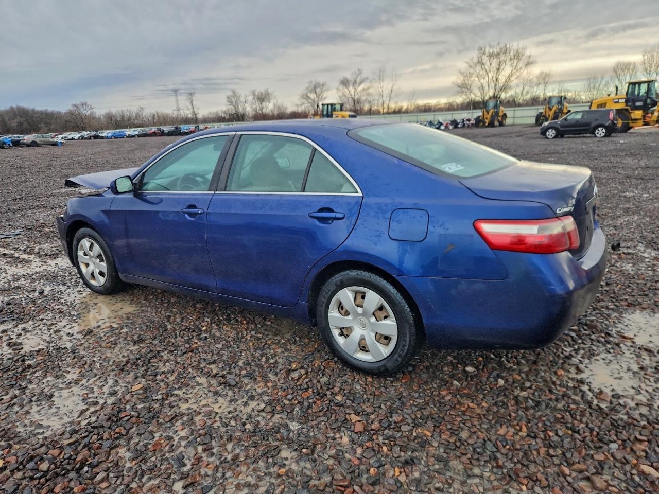 2008 TOYOTA CAMRY CE photo 2