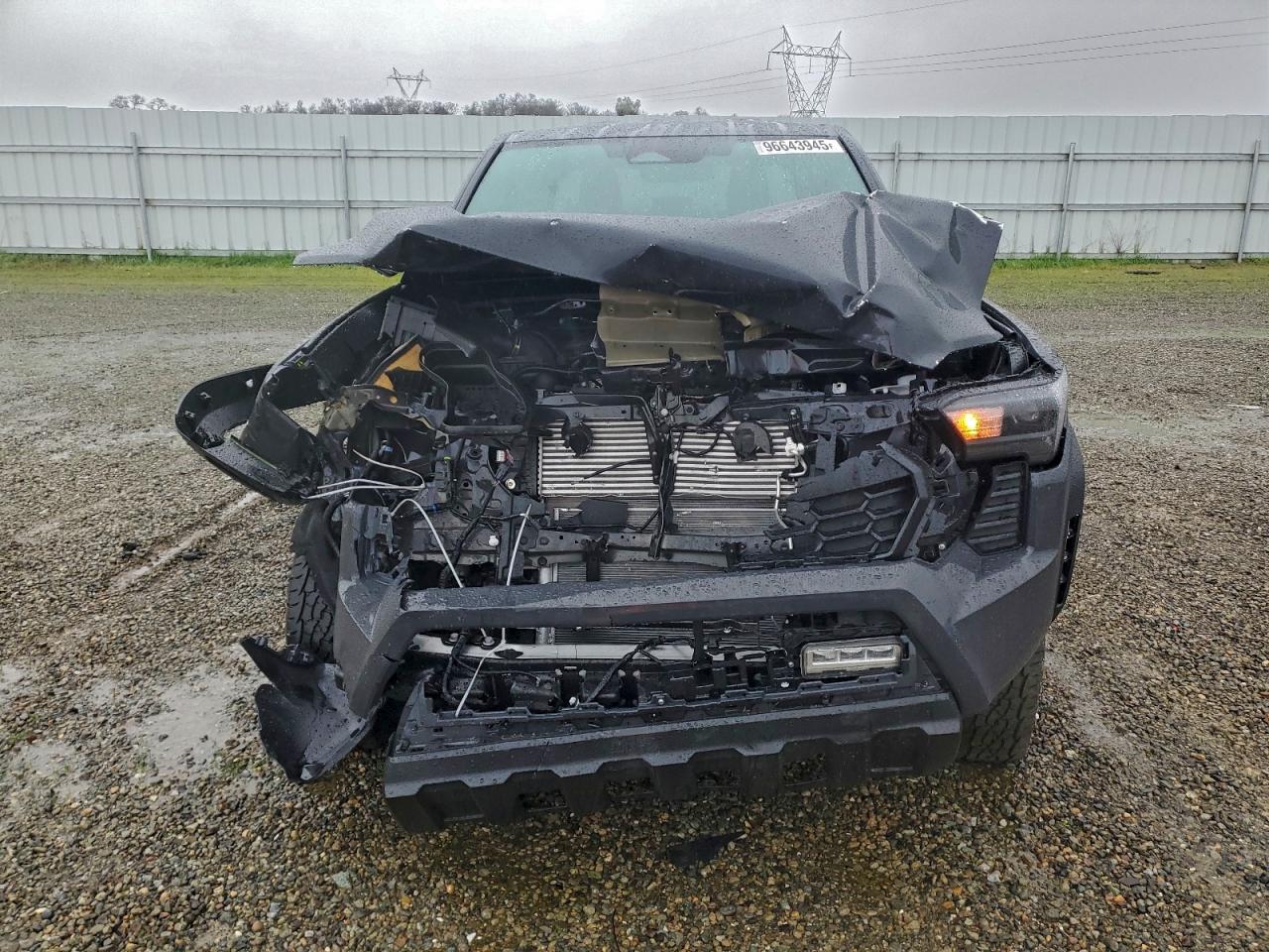 2025 TOYOTA TACOMA DOUBLE CAB photo 5