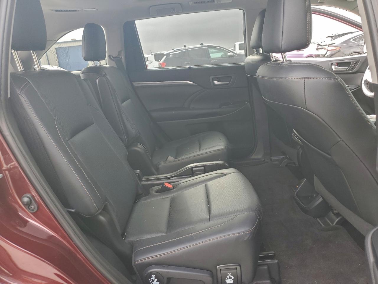 2019 TOYOTA HIGHLANDER HYBRID LIMITED photo 11