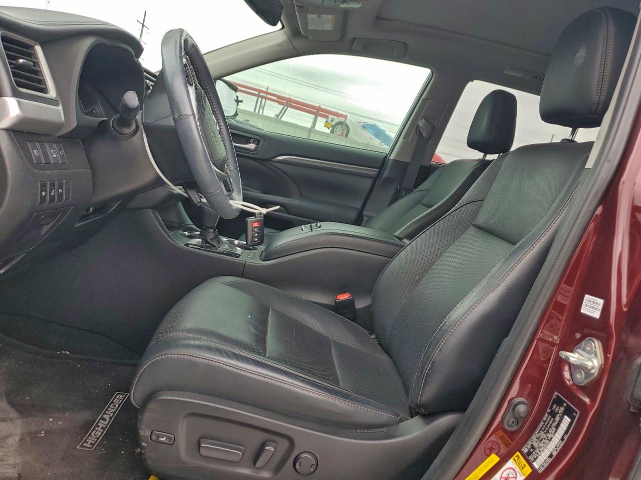 2019 TOYOTA HIGHLANDER HYBRID LIMITED photo 7