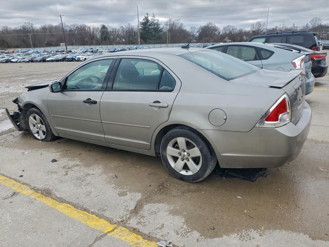2009 FORD FUSION SE photo 2
