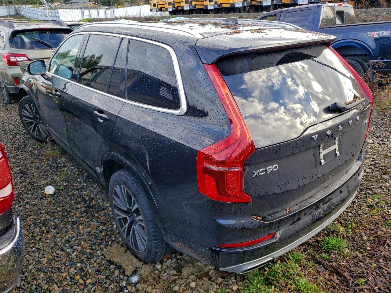 2021 VOLVO XC90 T5 MOMENTUM photo 2