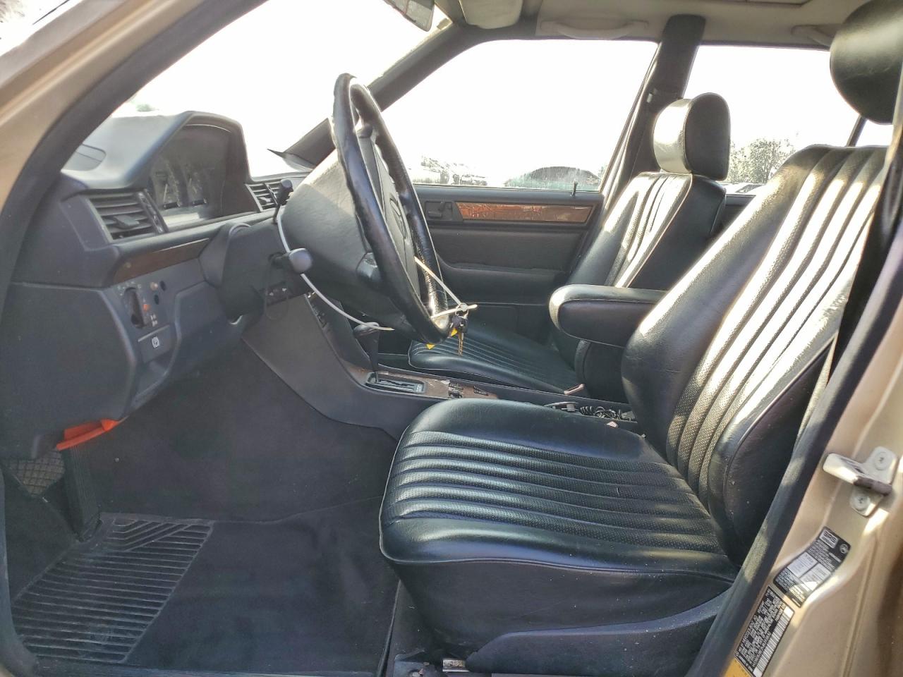 1991 MERCEDES-BENZ 300 D photo 7