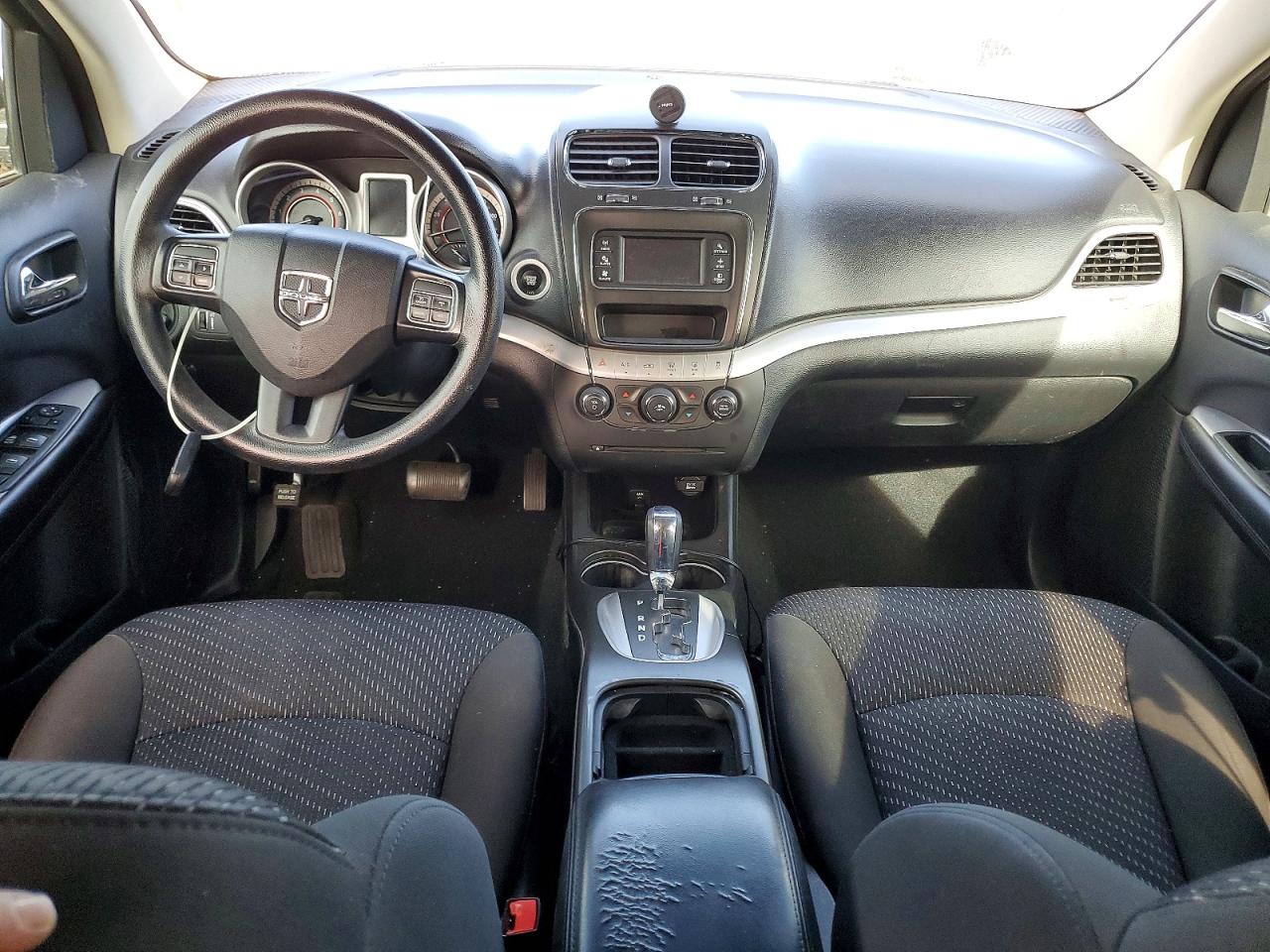2018 DODGE JOURNEY SXT photo 8
