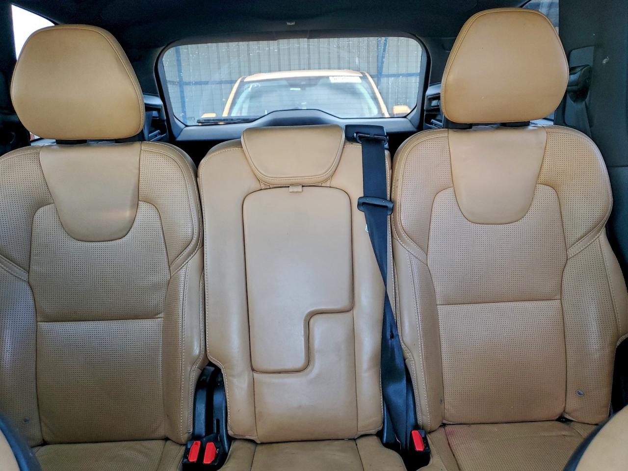 2017 VOLVO XC90 T8 photo 10