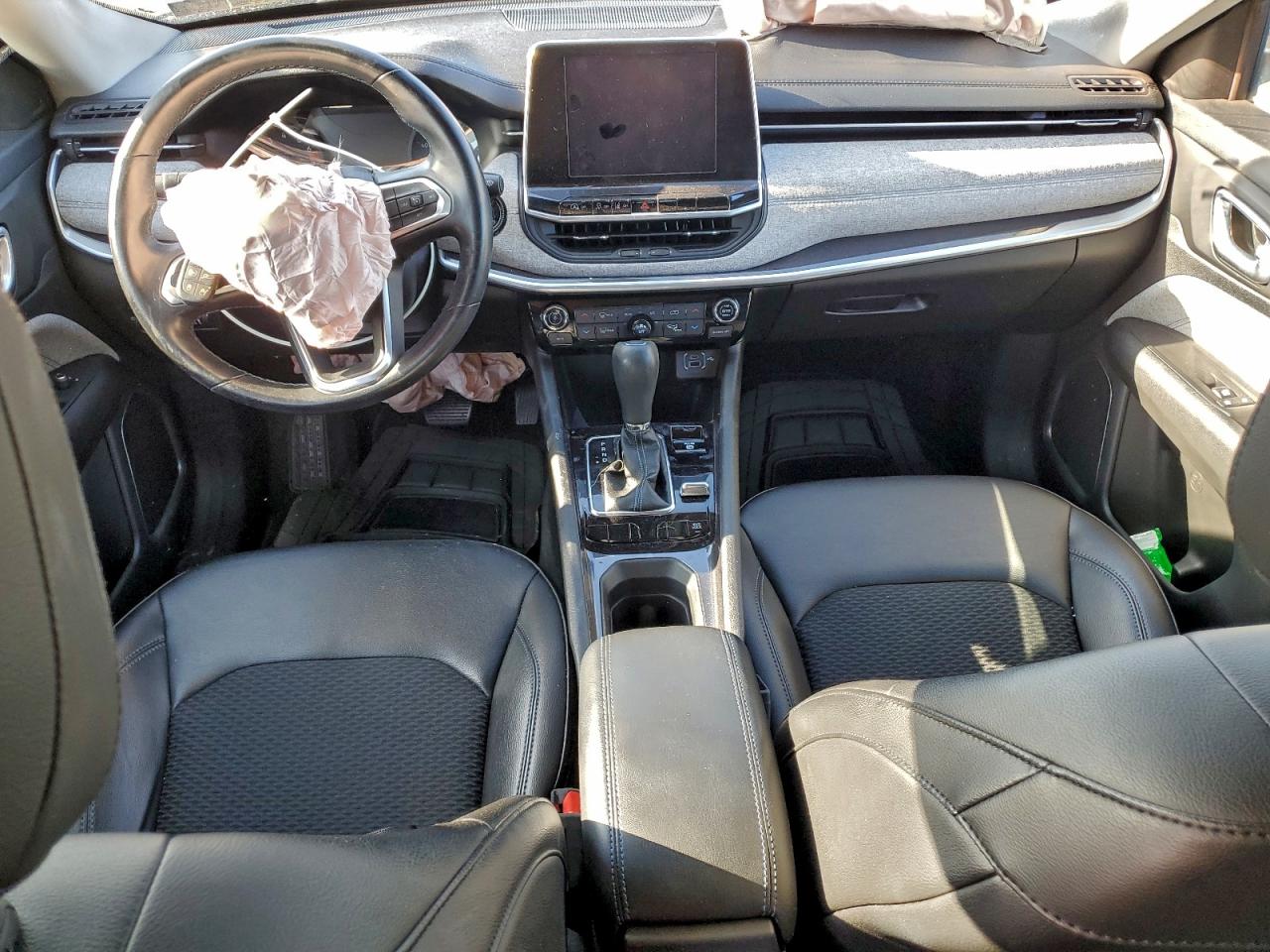2022 JEEP COMPASS LATITUDE photo 8