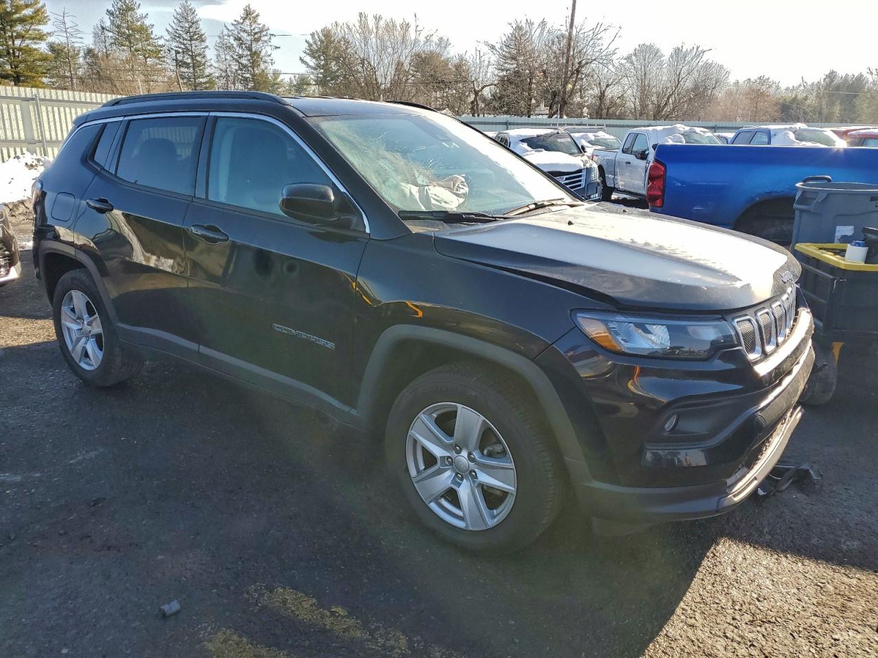 2022 JEEP COMPASS LATITUDE photo 4