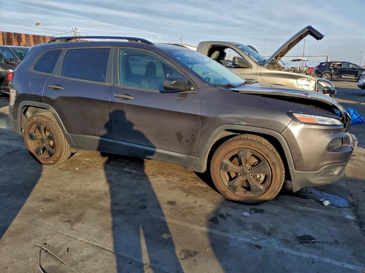 2017 JEEP CHEROKEE SPORT photo 4
