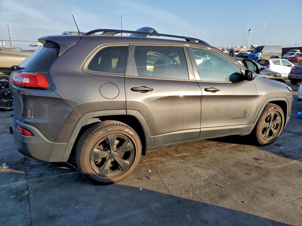 2017 JEEP CHEROKEE SPORT photo 3