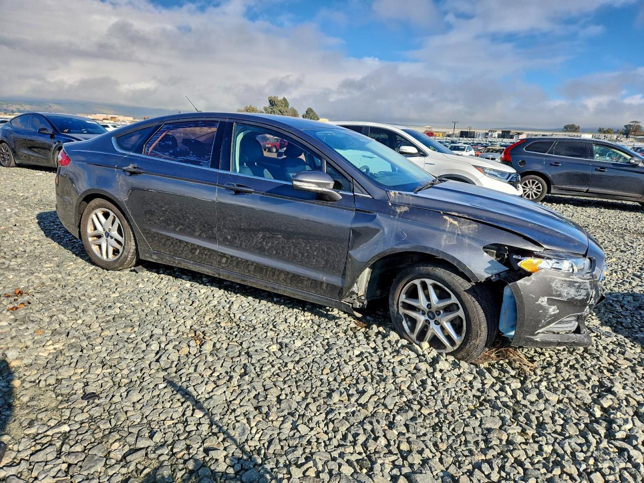 2015 FORD FUSION SE photo 4