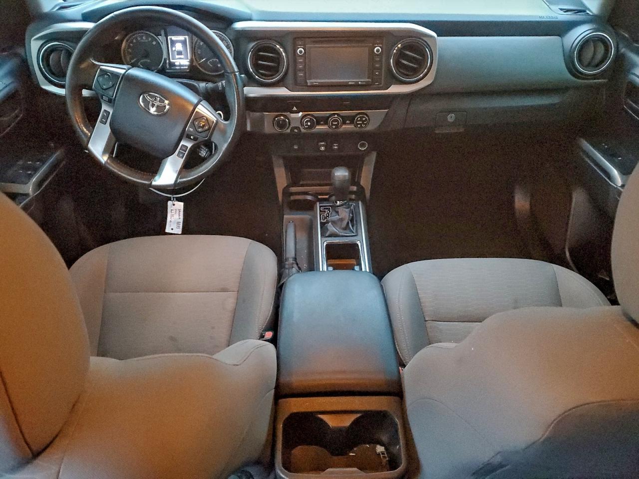 2019 TOYOTA TACOMA DOUBLE CAB photo 8