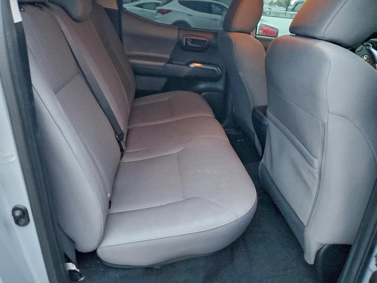 2019 TOYOTA TACOMA DOUBLE CAB photo 10