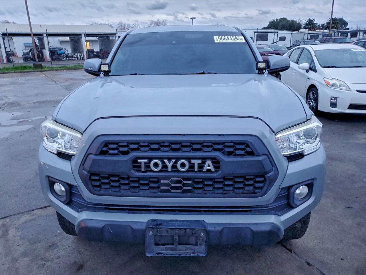 2019 TOYOTA TACOMA DOUBLE CAB photo 5