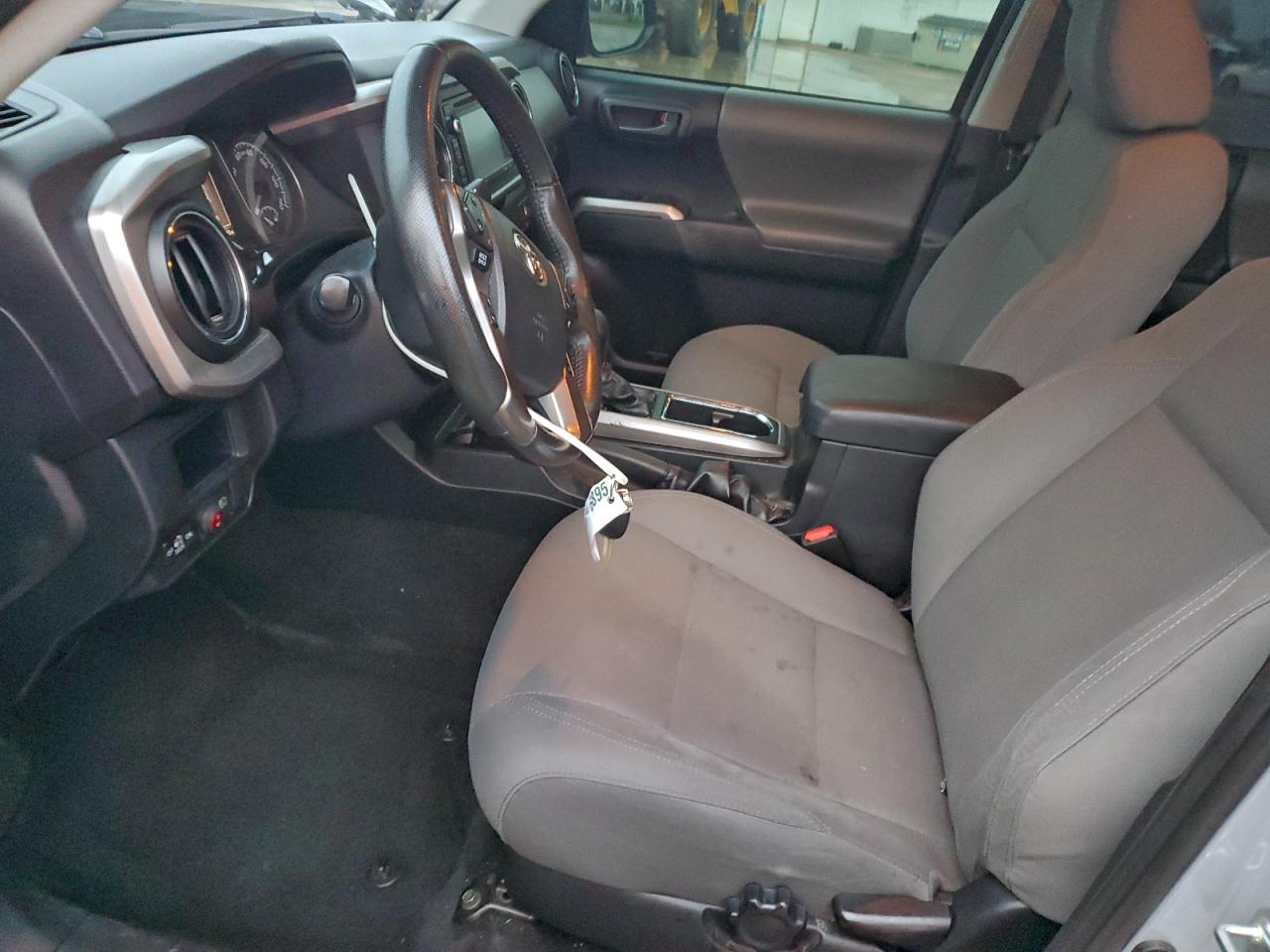 2019 TOYOTA TACOMA DOUBLE CAB photo 7