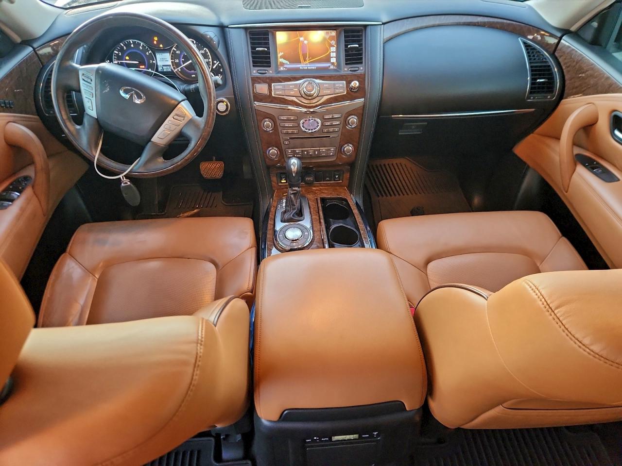 2017 INFINITI QX80 BASE photo 8