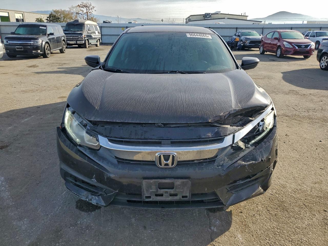 2016 HONDA CIVIC LX photo 5