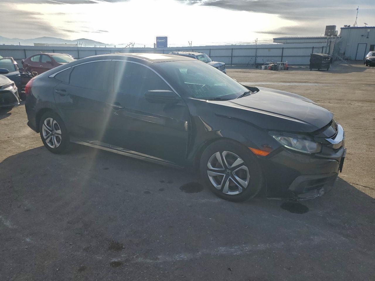 2016 HONDA CIVIC LX photo 4