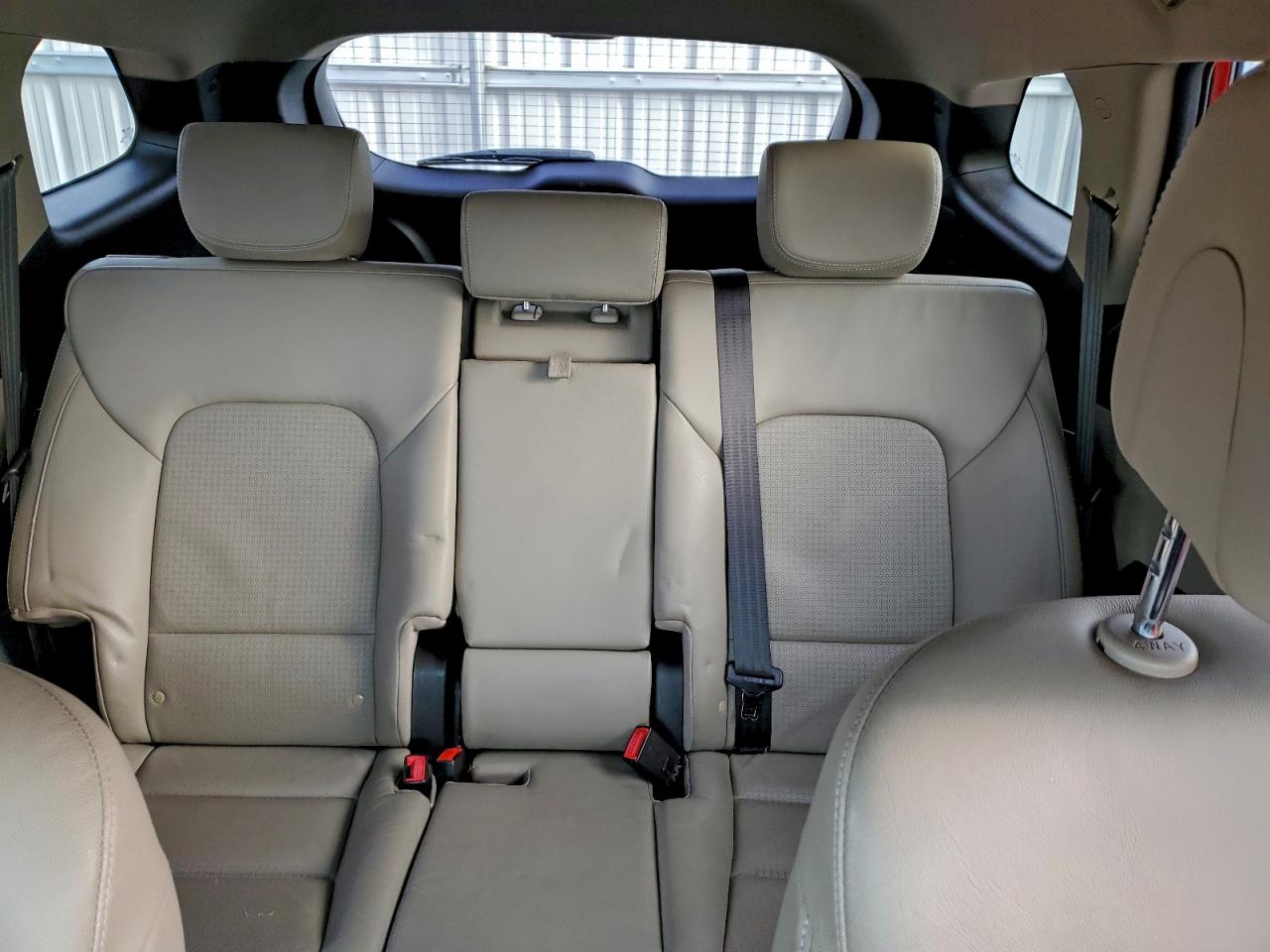 2014 HYUNDAI SANTA FE GLS photo 10