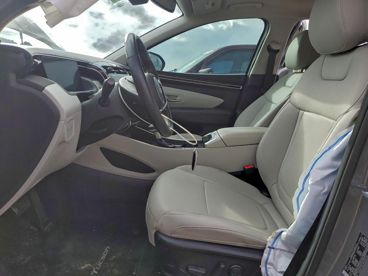 2024 HYUNDAI TUCSON SEL photo 7