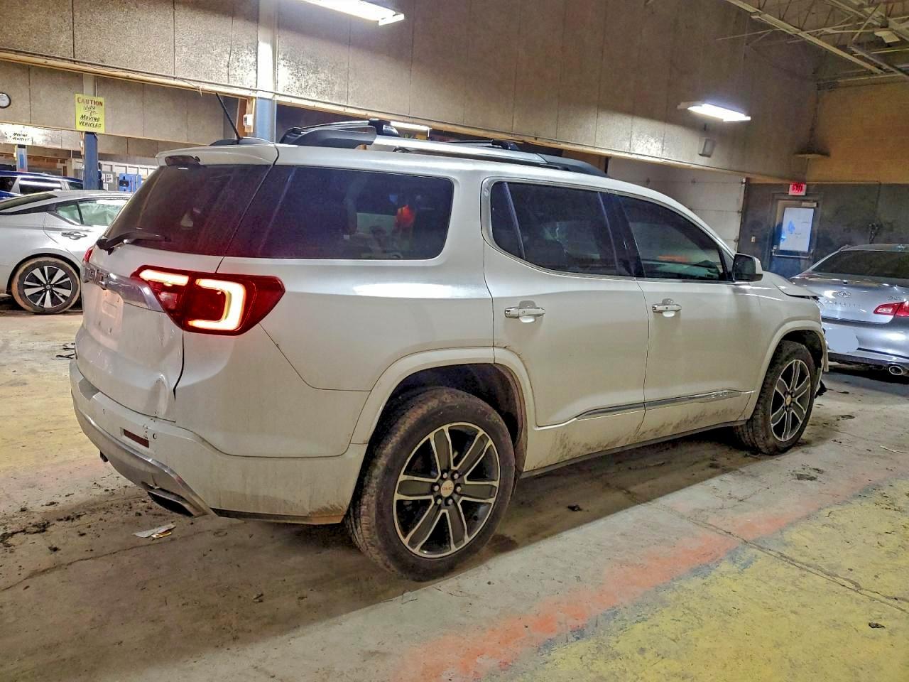 2019 GMC ACADIA DENALI photo 3