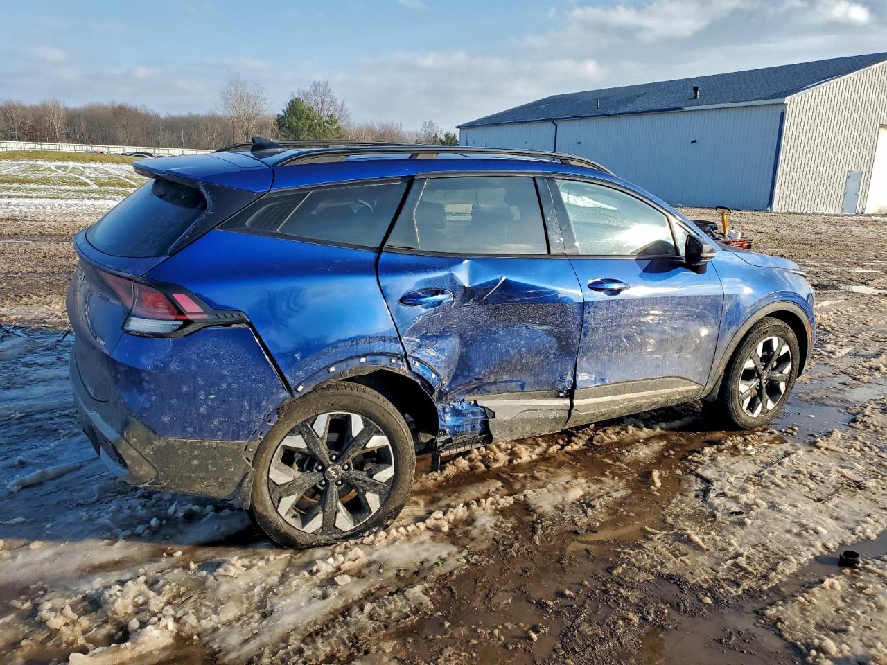 2023 KIA SPORTAGE X LINE photo 5