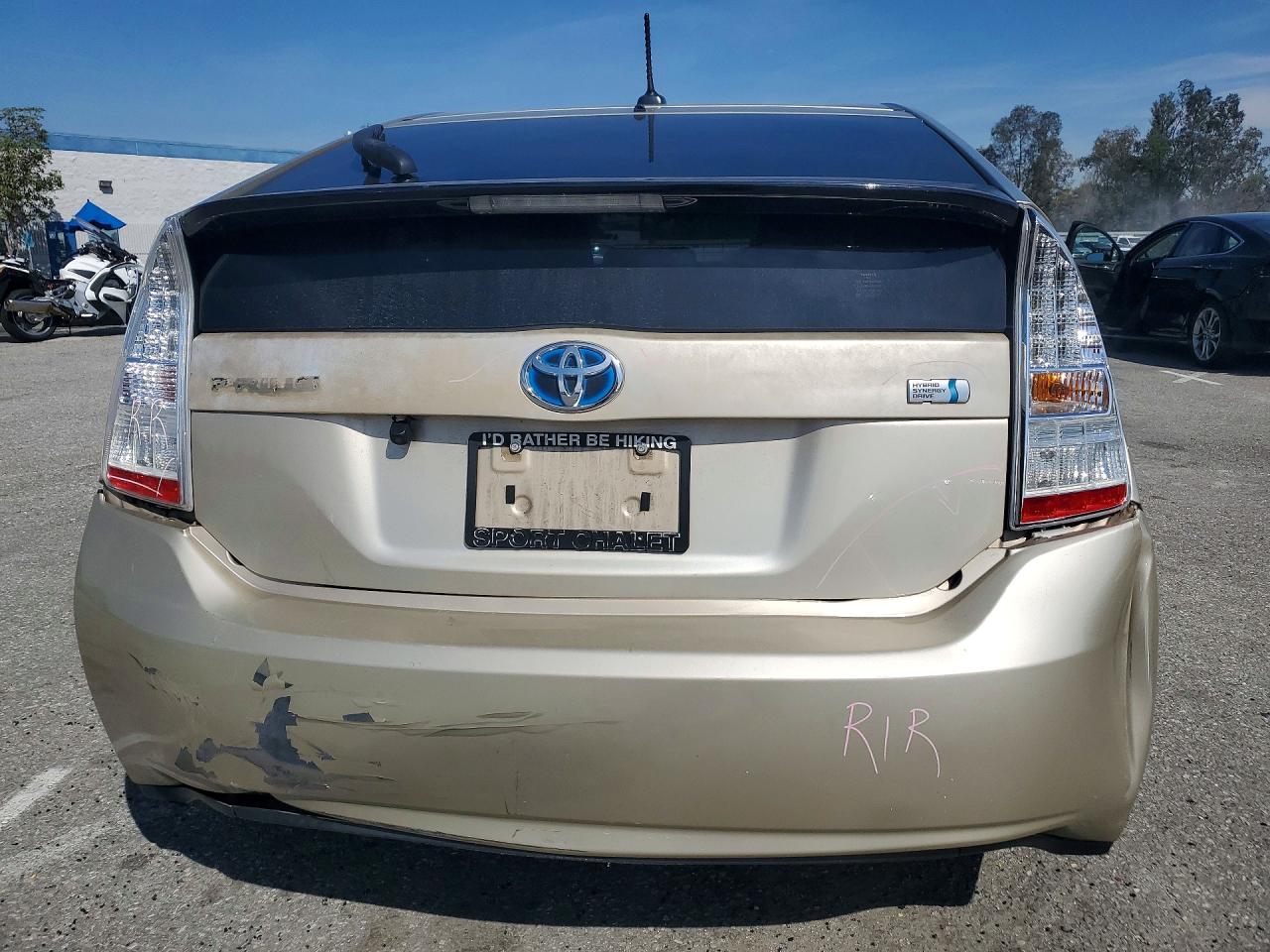 2010 TOYOTA PRIUS photo 6