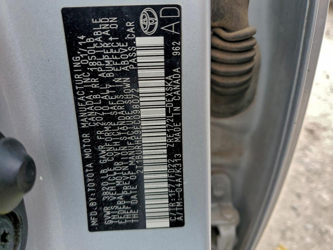 2014 TOYOTA COROLLA L photo 12