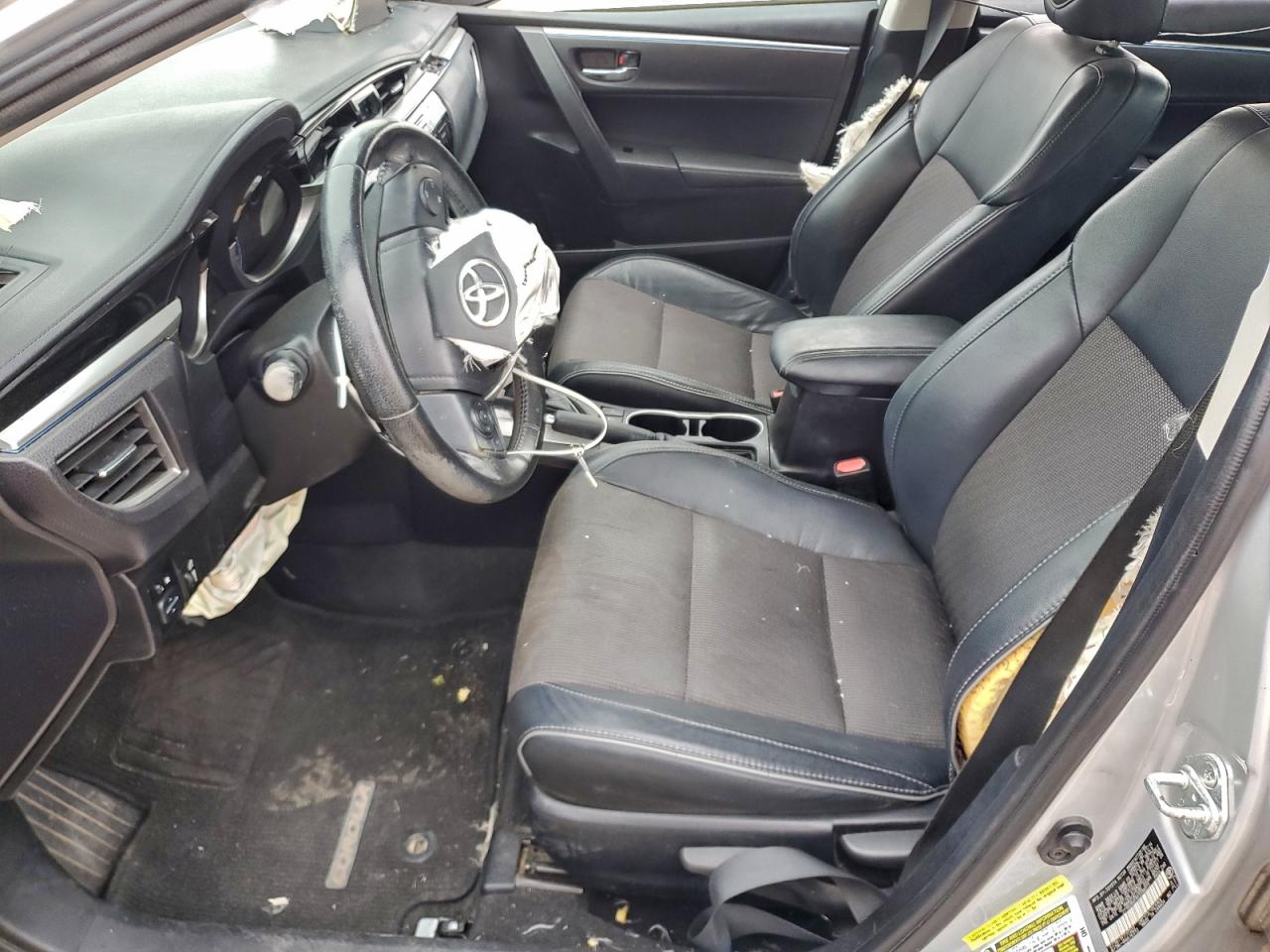 2014 TOYOTA COROLLA L photo 7
