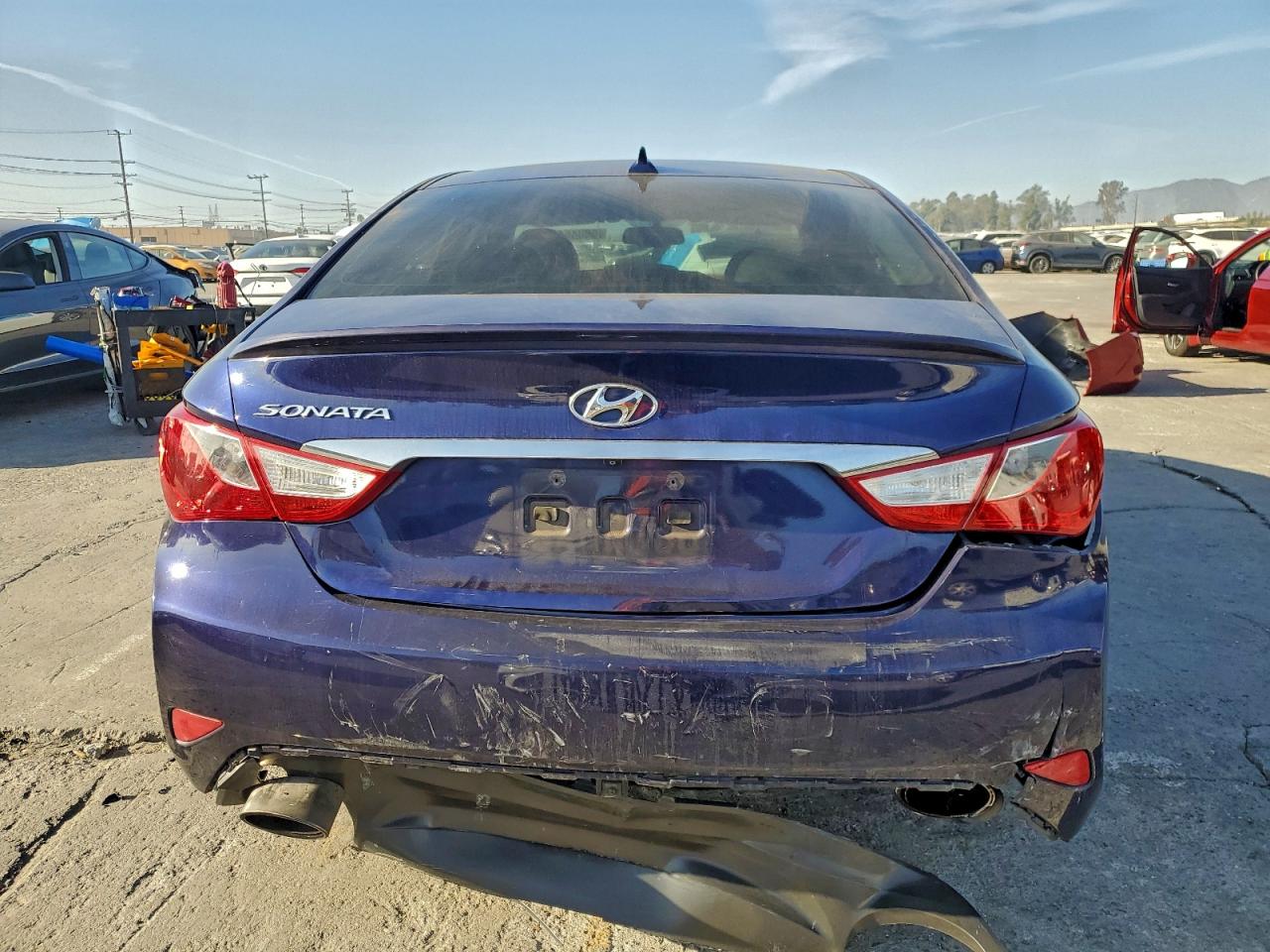 2014 HYUNDAI SONATA SE photo 6