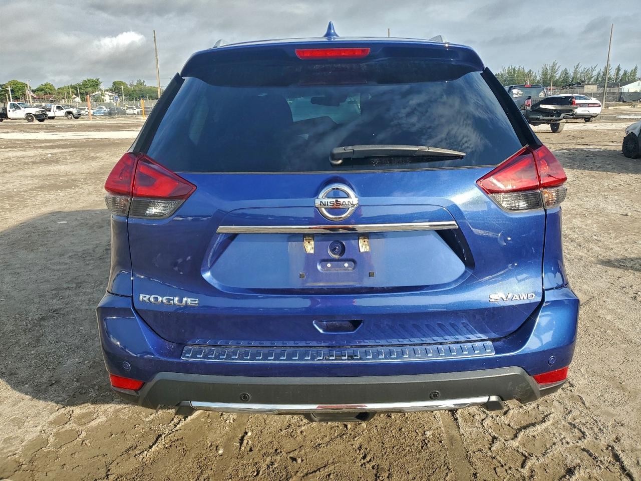 2019 NISSAN ROGUE S photo 6