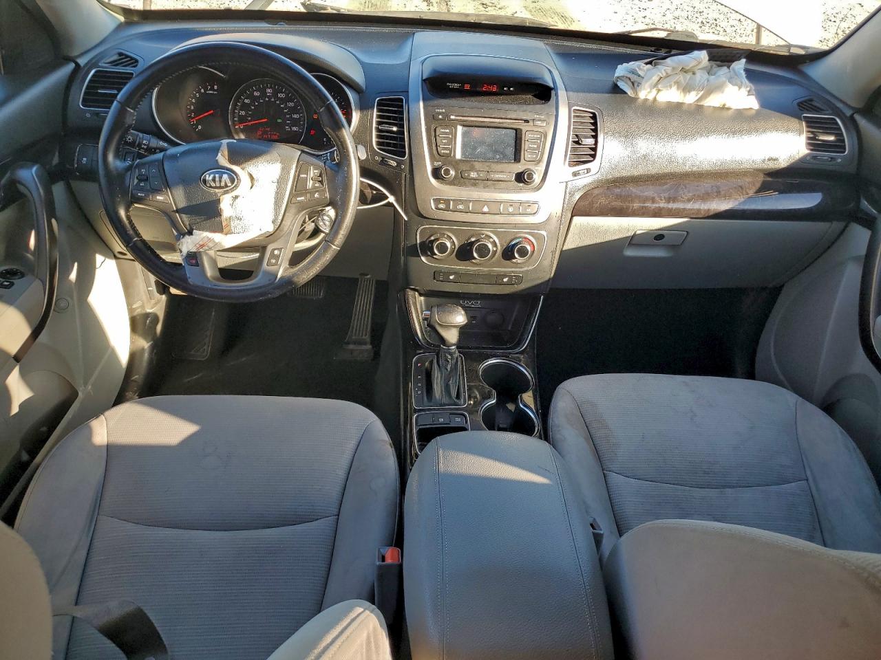 2014 KIA SORENTO LX photo 8