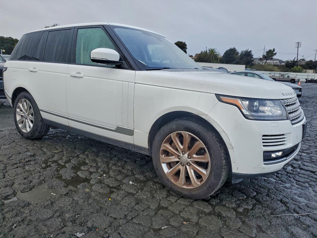 2017 LAND ROVER RANGE ROVER HSE photo 4