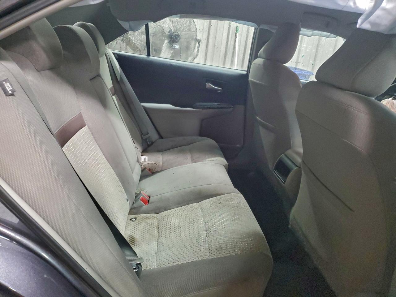 2014 TOYOTA CAMRY LE photo 19