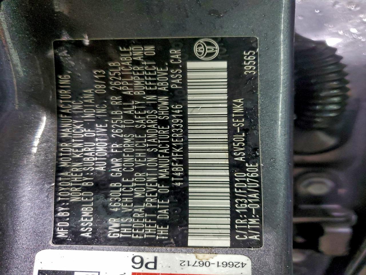 2014 TOYOTA CAMRY LE photo 25