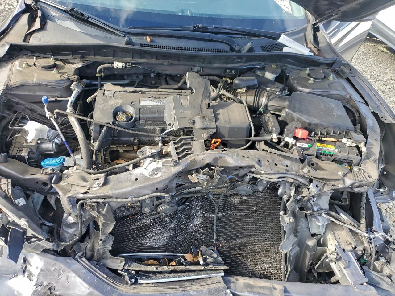 2014 HONDA ACCORD LX photo 11