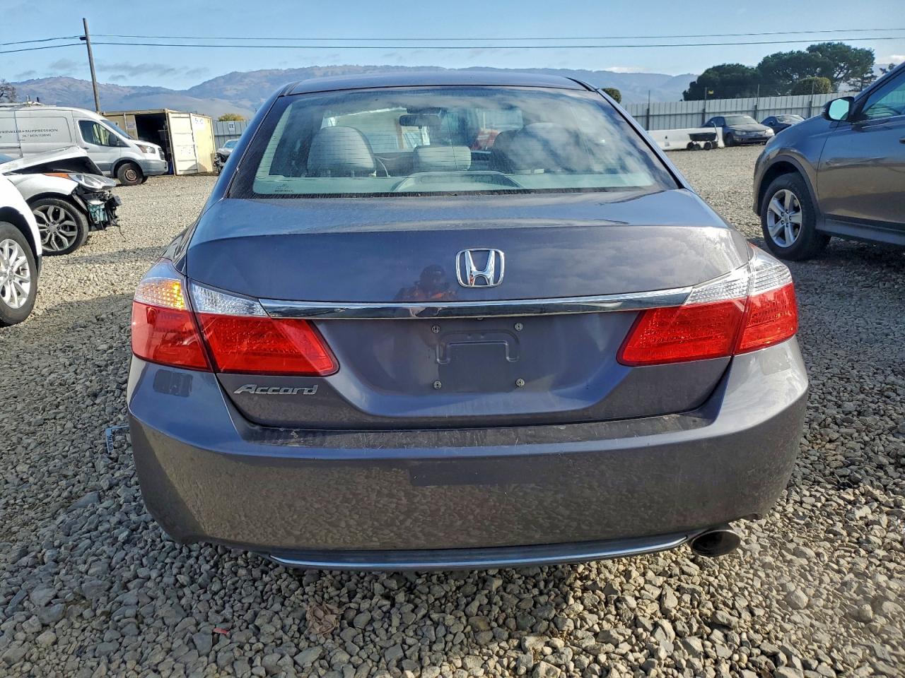 2014 HONDA ACCORD LX photo 6
