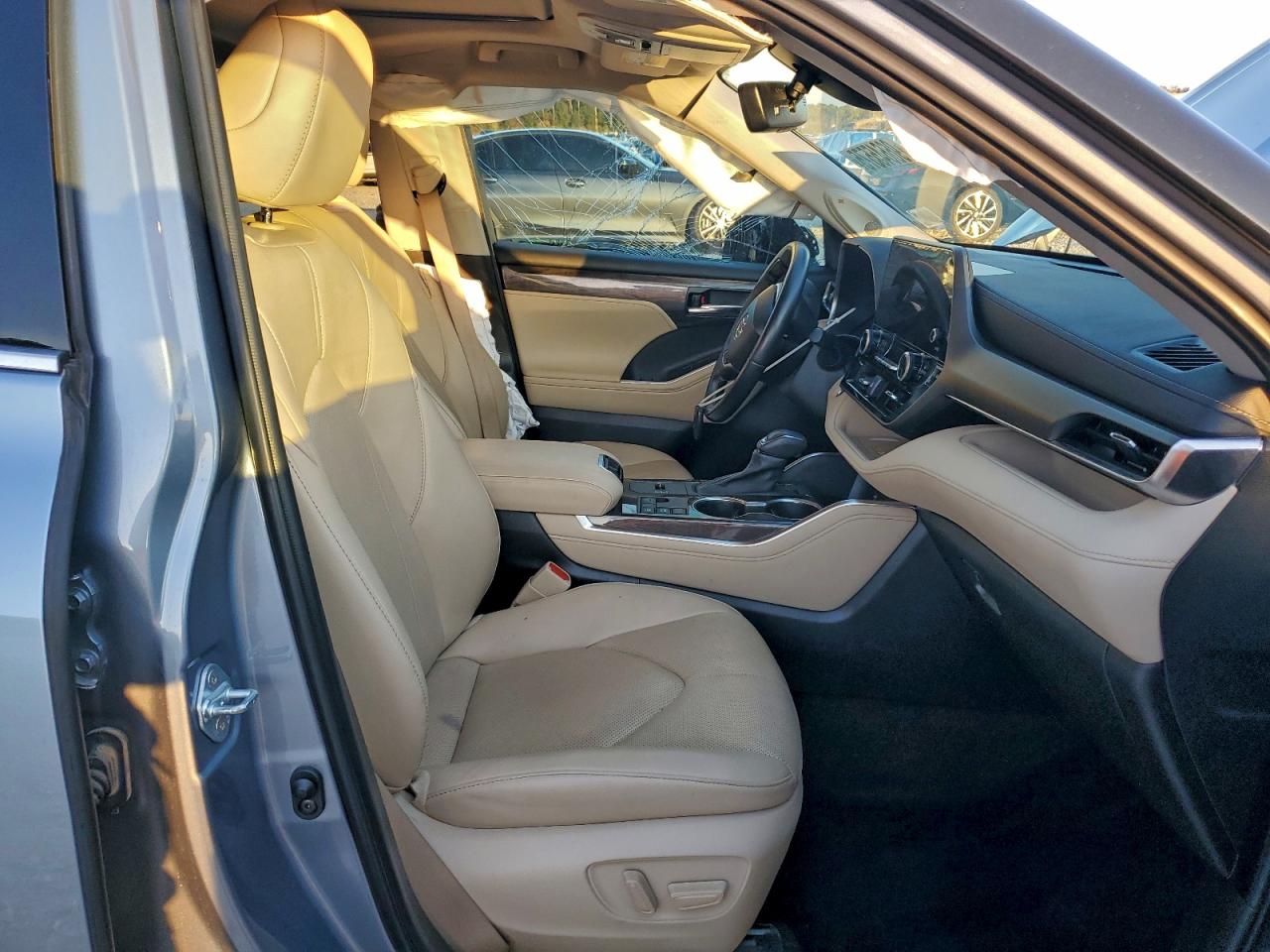 2023 TOYOTA HIGHLANDER HYBRID LIMITED photo 7