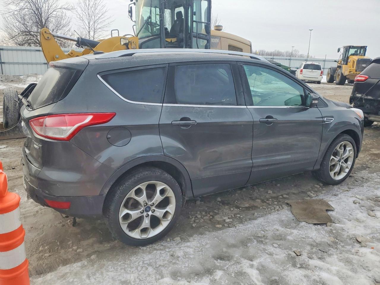 2016 FORD ESCAPE TITANIUM photo 3