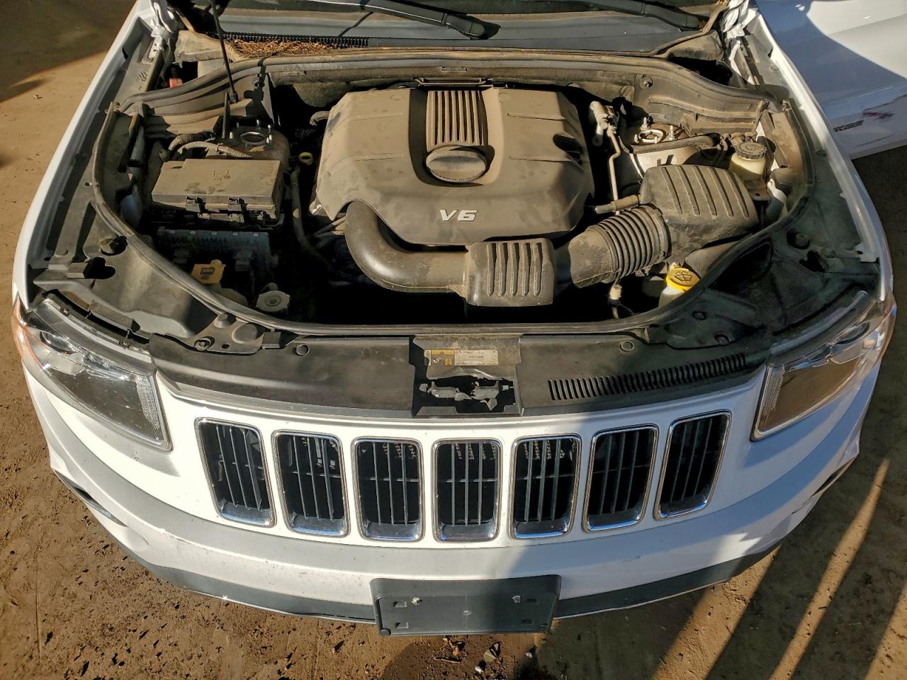 2015 JEEP GRAND CHEROKEE LIMITED photo 11